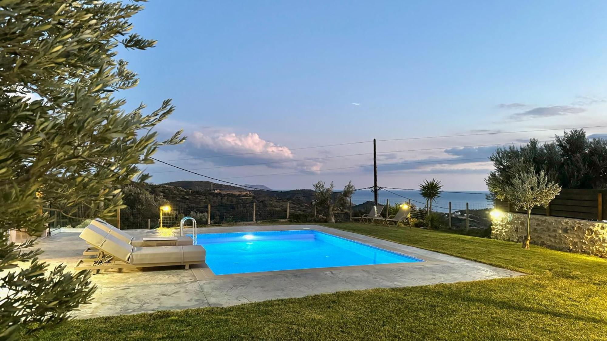 Willa Michael Private Villa, Private Swimming Pool, Garden, Panoramic Sunset *