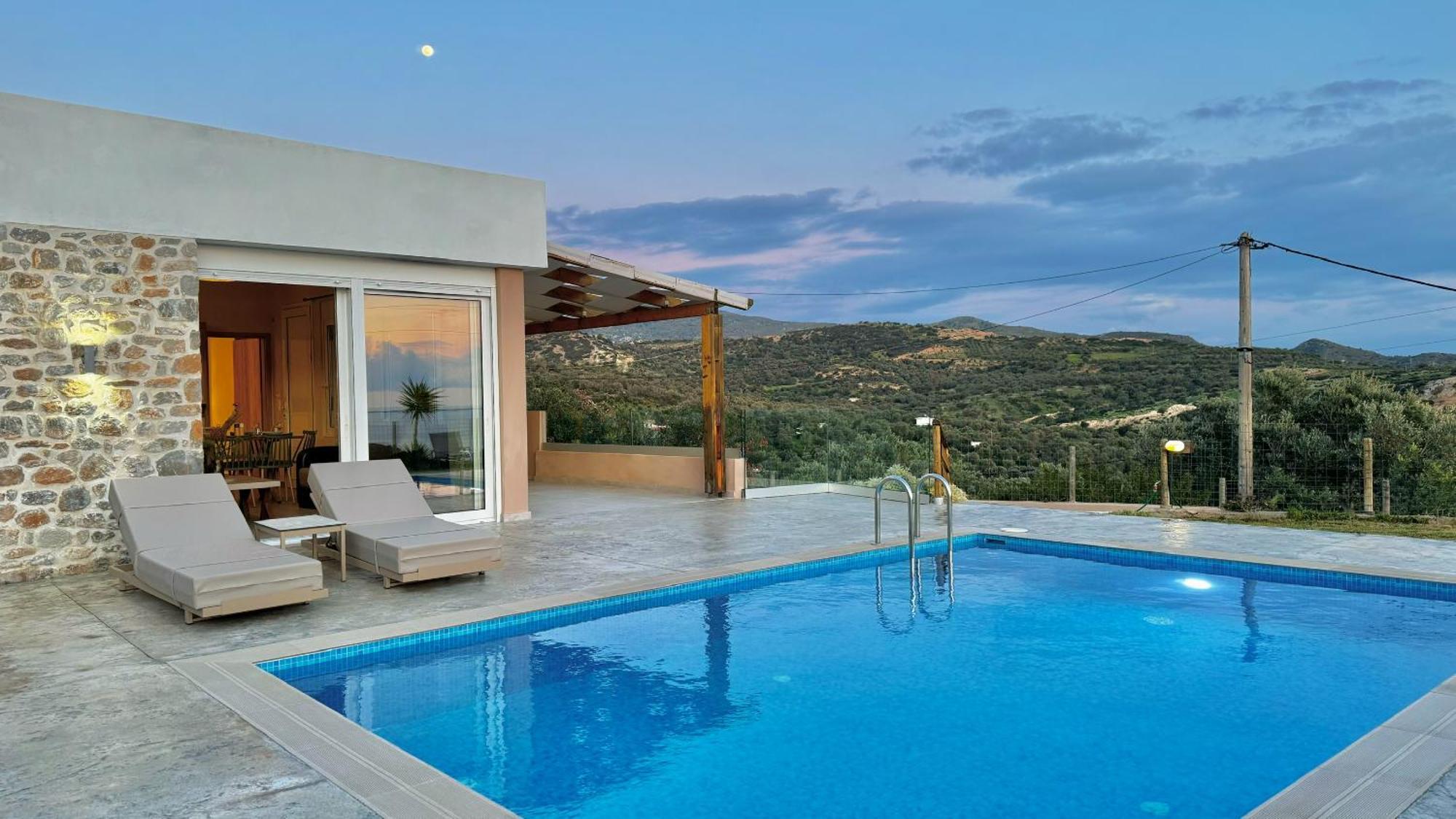 Michael Private Villa, Private Swimming Pool, Garden, Panoramic Sunset