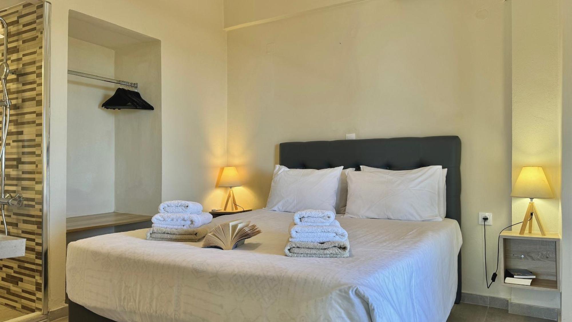 Michael Private Villa, Private Swimming Pool, Garden, Panoramic Sunset Villa Triopetra